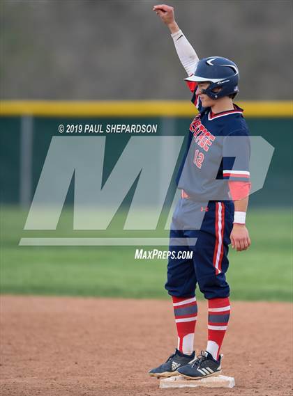 Thumbnail 2 in Rock Canyon vs. Heritage (CHSAA 5A Regional Playoff) photogallery.