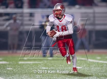 Thumbnail 1 in Aliquippa vs. Central (PIAA Class AA Semifinal) photogallery.