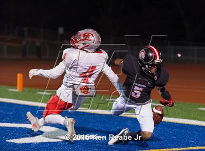 Thumbnail 3 in Aliquippa vs. Central (PIAA Class AA Semifinal) photogallery.
