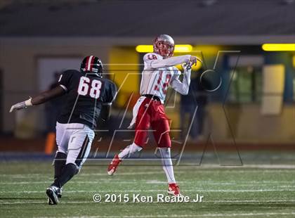 Thumbnail 3 in Aliquippa vs. Central (PIAA Class AA Semifinal) photogallery.