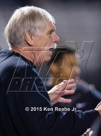 Thumbnail 1 in Aliquippa vs. Central (PIAA Class AA Semifinal) photogallery.