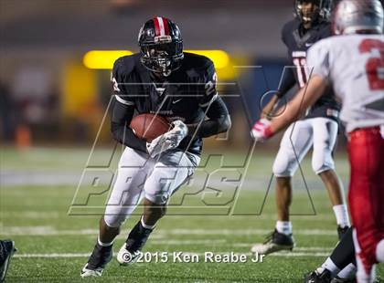 Thumbnail 3 in Aliquippa vs. Central (PIAA Class AA Semifinal) photogallery.