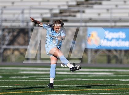 Thumbnail 3 in Cox @ First Colonial (Scrimmage) photogallery.