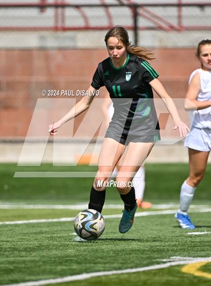 Thumbnail 2 in Fruita Monument @ ThunderRidge (CHSAA 5A First Round) photogallery.
