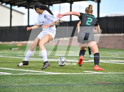 Thumbnail 1 in Fruita Monument @ ThunderRidge (CHSAA 5A First Round) photogallery.