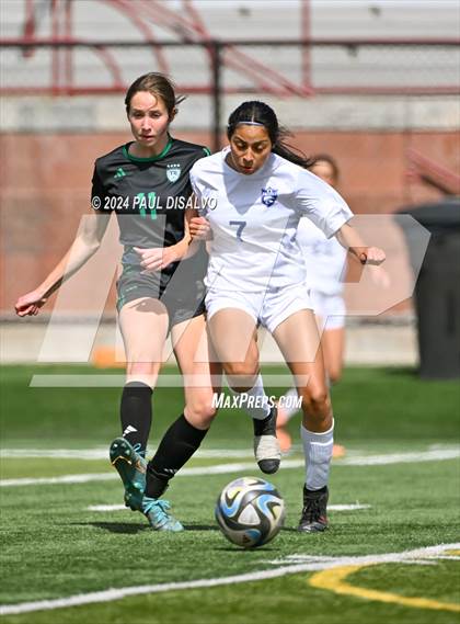 Thumbnail 3 in Fruita Monument @ ThunderRidge (CHSAA 5A First Round) photogallery.