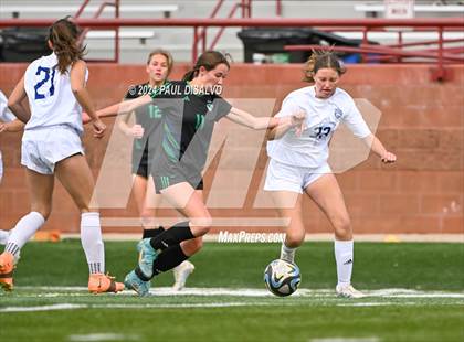 Thumbnail 3 in Fruita Monument @ ThunderRidge (CHSAA 5A First Round) photogallery.