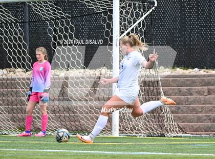 Thumbnail 2 in Fruita Monument @ ThunderRidge (CHSAA 5A First Round) photogallery.