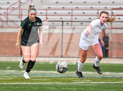 Thumbnail 3 in Fruita Monument @ ThunderRidge (CHSAA 5A First Round) photogallery.