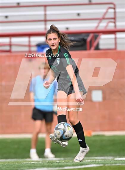 Thumbnail 2 in Fruita Monument @ ThunderRidge (CHSAA 5A First Round) photogallery.