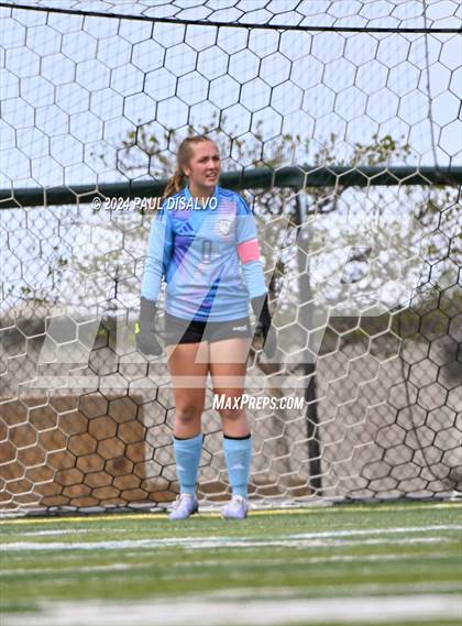 Thumbnail 2 in Fruita Monument @ ThunderRidge (CHSAA 5A First Round) photogallery.