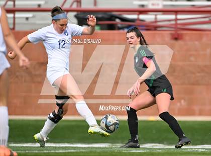Thumbnail 3 in Fruita Monument @ ThunderRidge (CHSAA 5A First Round) photogallery.