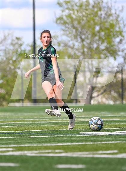 Thumbnail 2 in Fruita Monument @ ThunderRidge (CHSAA 5A First Round) photogallery.