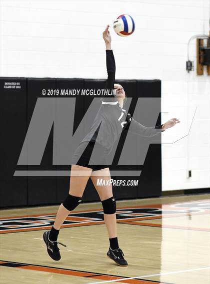 Thumbnail 1 in Athens @ Illini Bluffs photogallery.