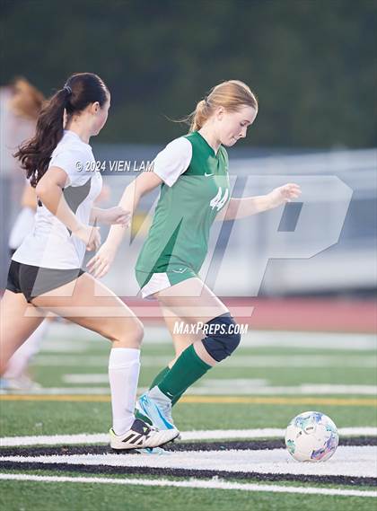 Thumbnail 3 in Archie Williams @ Miramonte photogallery.