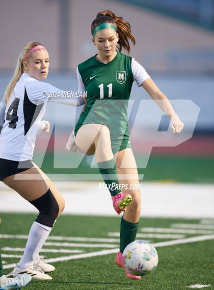 Thumbnail 2 in Archie Williams @ Miramonte photogallery.