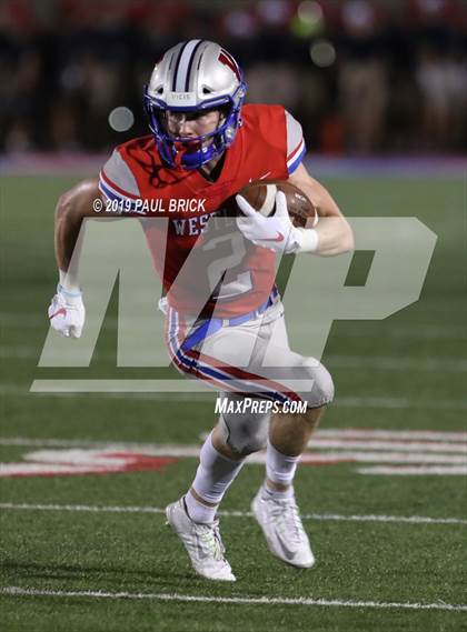 Thumbnail 3 in Westlake vs Belton photogallery.
