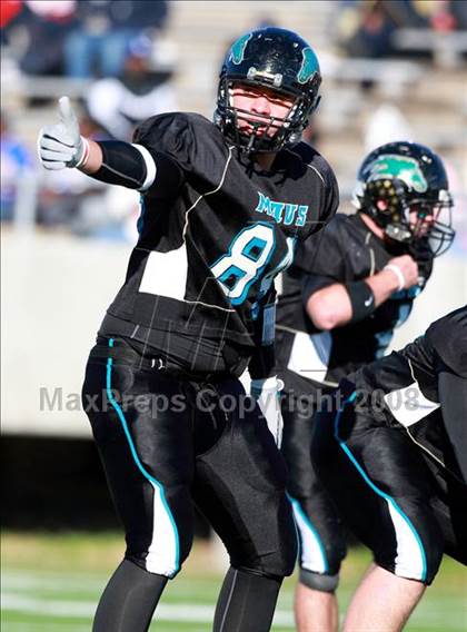 Thumbnail 1 in Pasadena Memorial vs. West Brook (Texas 5A D2 Bi-District Playoff) photogallery.