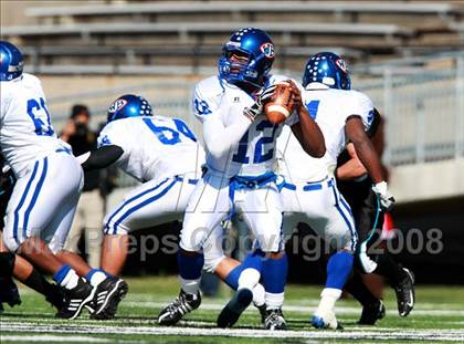 Thumbnail 1 in Pasadena Memorial vs. West Brook (Texas 5A D2 Bi-District Playoff) photogallery.
