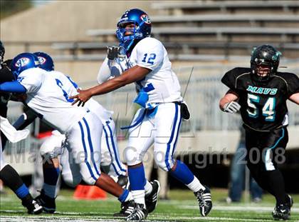 Thumbnail 2 in Pasadena Memorial vs. West Brook (Texas 5A D2 Bi-District Playoff) photogallery.