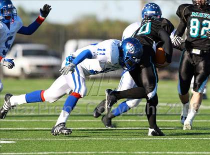 Thumbnail 2 in Pasadena Memorial vs. West Brook (Texas 5A D2 Bi-District Playoff) photogallery.