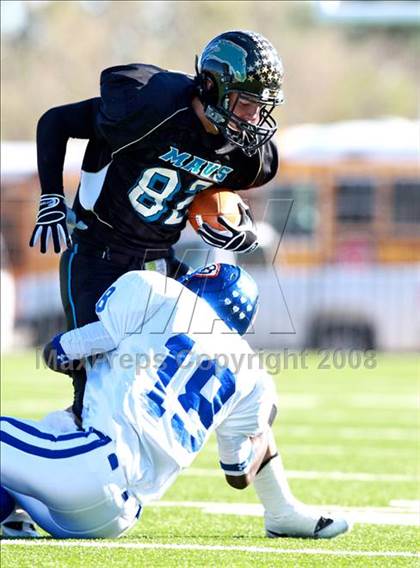 Thumbnail 2 in Pasadena Memorial vs. West Brook (Texas 5A D2 Bi-District Playoff) photogallery.