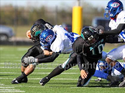 Thumbnail 2 in Pasadena Memorial vs. West Brook (Texas 5A D2 Bi-District Playoff) photogallery.