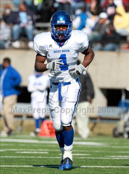 Thumbnail 2 in Pasadena Memorial vs. West Brook (Texas 5A D2 Bi-District Playoff) photogallery.