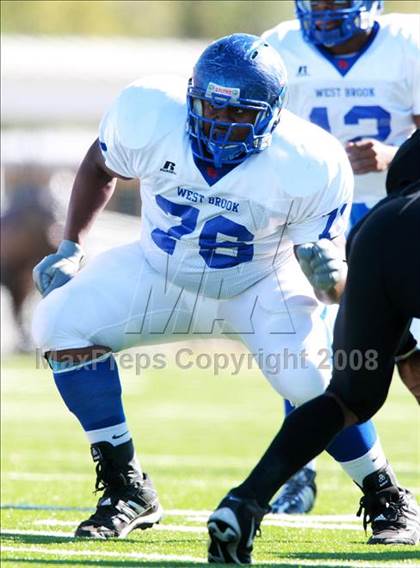 Thumbnail 1 in Pasadena Memorial vs. West Brook (Texas 5A D2 Bi-District Playoff) photogallery.