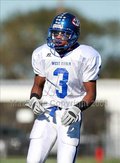 Thumbnail 2 in Pasadena Memorial vs. West Brook (Texas 5A D2 Bi-District Playoff) photogallery.