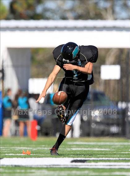 Thumbnail 3 in Pasadena Memorial vs. West Brook (Texas 5A D2 Bi-District Playoff) photogallery.