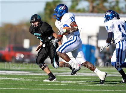 Thumbnail 3 in Pasadena Memorial vs. West Brook (Texas 5A D2 Bi-District Playoff) photogallery.