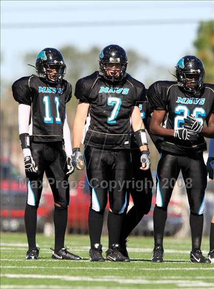 Thumbnail 1 in Pasadena Memorial vs. West Brook (Texas 5A D2 Bi-District Playoff) photogallery.