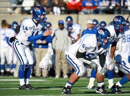 Thumbnail 2 in Pasadena Memorial vs. West Brook (Texas 5A D2 Bi-District Playoff) photogallery.