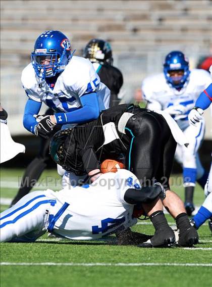 Thumbnail 3 in Pasadena Memorial vs. West Brook (Texas 5A D2 Bi-District Playoff) photogallery.