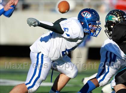 Thumbnail 1 in Pasadena Memorial vs. West Brook (Texas 5A D2 Bi-District Playoff) photogallery.