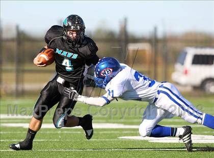 Thumbnail 3 in Pasadena Memorial vs. West Brook (Texas 5A D2 Bi-District Playoff) photogallery.