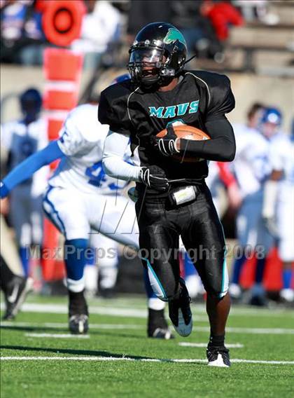 Thumbnail 3 in Pasadena Memorial vs. West Brook (Texas 5A D2 Bi-District Playoff) photogallery.