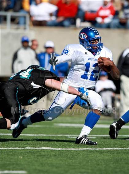 Thumbnail 2 in Pasadena Memorial vs. West Brook (Texas 5A D2 Bi-District Playoff) photogallery.