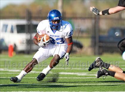 Thumbnail 3 in Pasadena Memorial vs. West Brook (Texas 5A D2 Bi-District Playoff) photogallery.