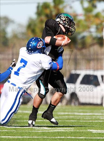 Thumbnail 1 in Pasadena Memorial vs. West Brook (Texas 5A D2 Bi-District Playoff) photogallery.