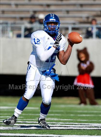Thumbnail 2 in Pasadena Memorial vs. West Brook (Texas 5A D2 Bi-District Playoff) photogallery.