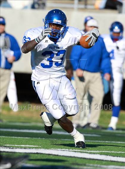 Thumbnail 1 in Pasadena Memorial vs. West Brook (Texas 5A D2 Bi-District Playoff) photogallery.