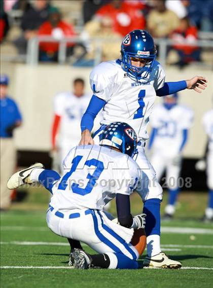 Thumbnail 3 in Pasadena Memorial vs. West Brook (Texas 5A D2 Bi-District Playoff) photogallery.