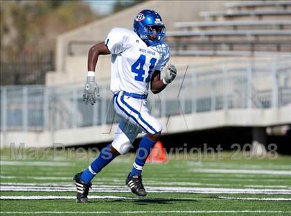 Thumbnail 1 in Pasadena Memorial vs. West Brook (Texas 5A D2 Bi-District Playoff) photogallery.