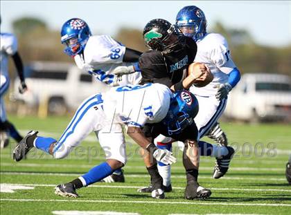 Thumbnail 2 in Pasadena Memorial vs. West Brook (Texas 5A D2 Bi-District Playoff) photogallery.
