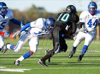 Thumbnail 3 in Pasadena Memorial vs. West Brook (Texas 5A D2 Bi-District Playoff) photogallery.