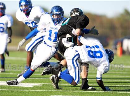 Thumbnail 1 in Pasadena Memorial vs. West Brook (Texas 5A D2 Bi-District Playoff) photogallery.