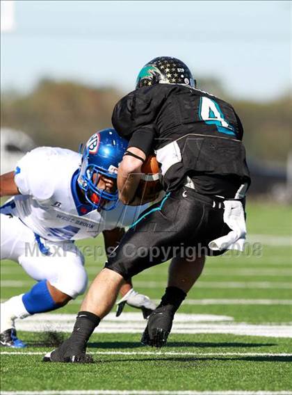 Thumbnail 3 in Pasadena Memorial vs. West Brook (Texas 5A D2 Bi-District Playoff) photogallery.