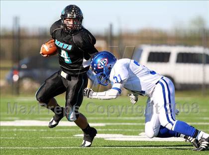 Thumbnail 2 in Pasadena Memorial vs. West Brook (Texas 5A D2 Bi-District Playoff) photogallery.